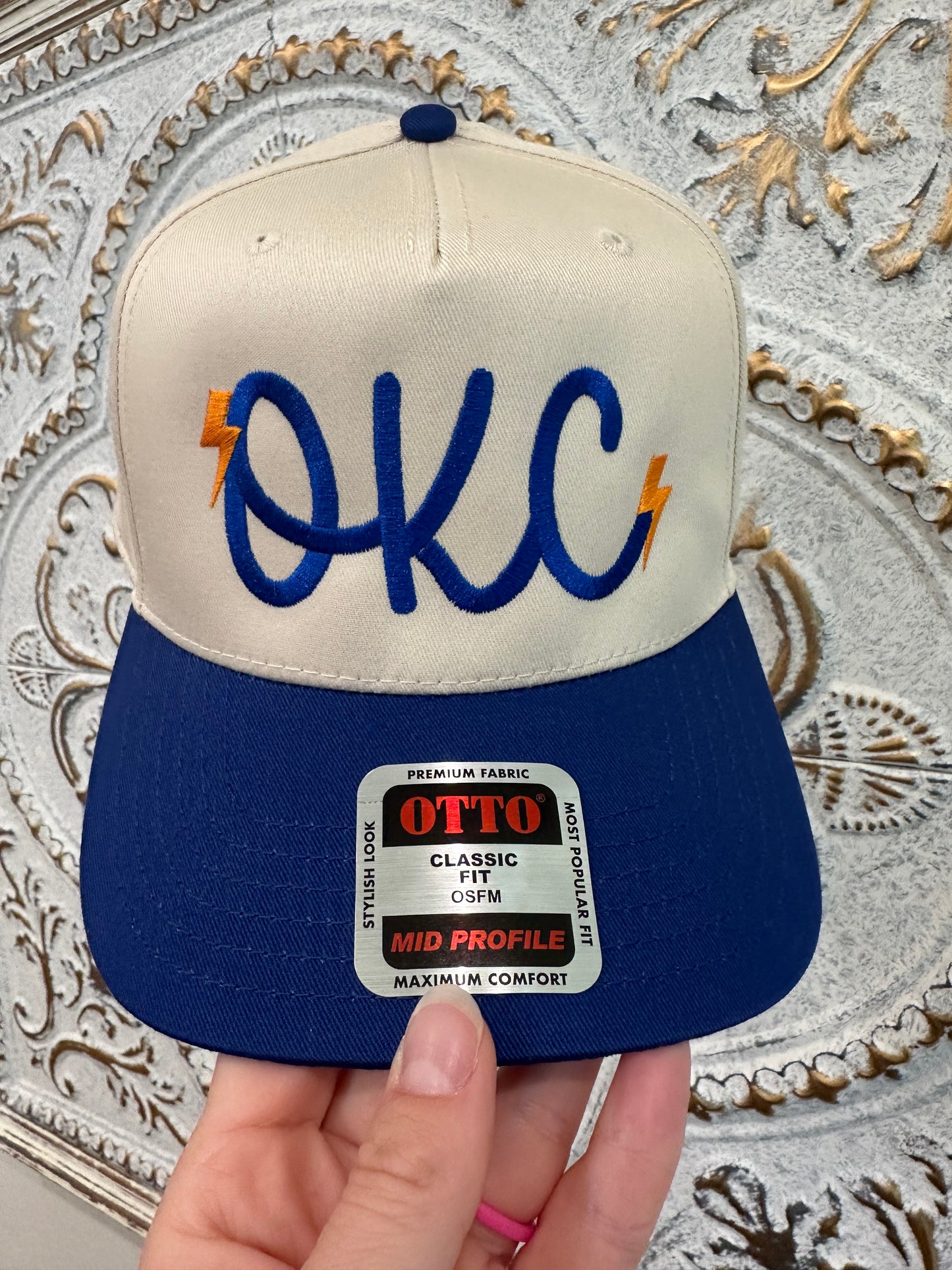 Two Tone Hat
